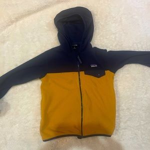 Kids Patagonia full zip fleece xs size 5-6 yellow